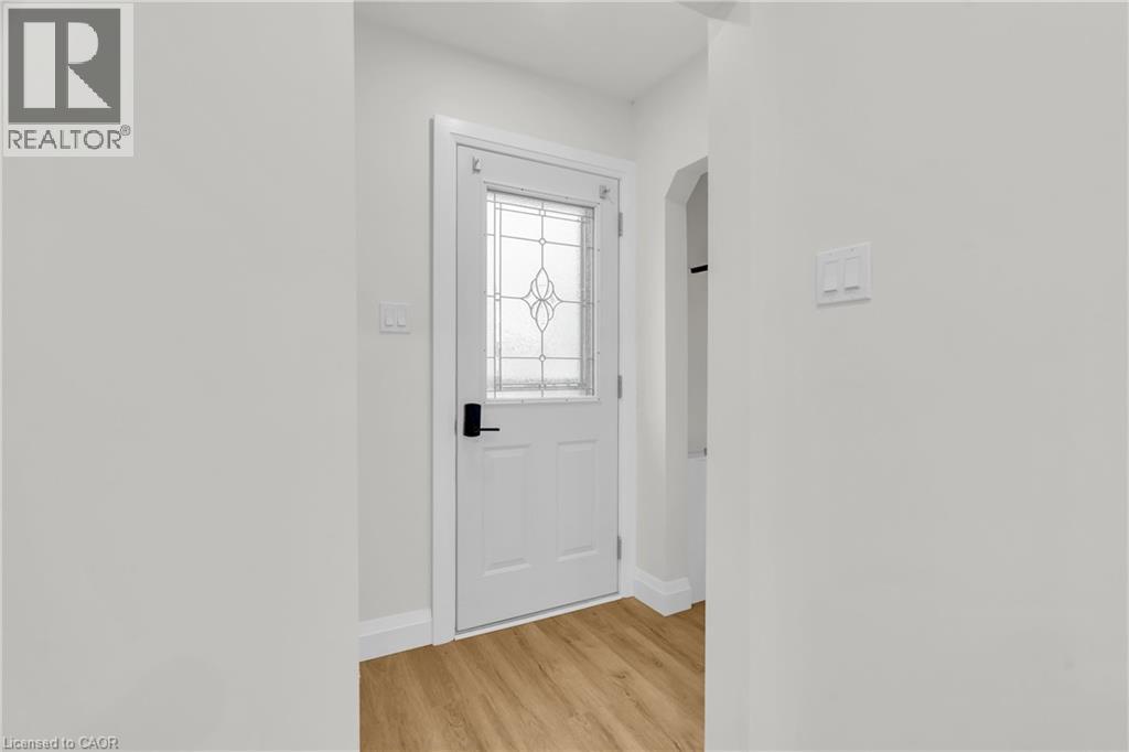 22 Ash Street Unit# 2, Kitchener, Ontario  N2H 6H8 - Photo 5 - 40795361