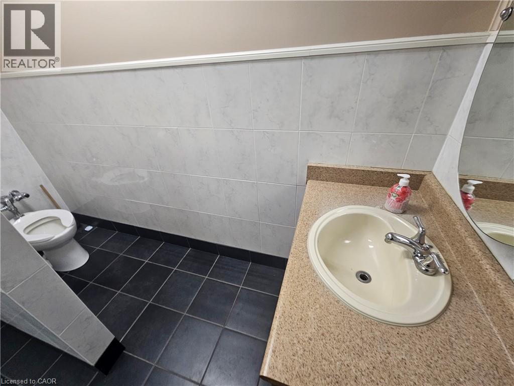 30 Ridgeway Circle, Woodstock, Ontario  N4V 1C9 - Photo 18 - 40795175