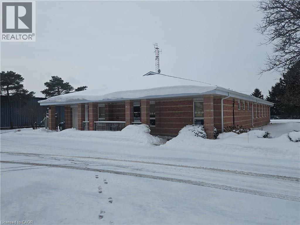 30 Ridgeway Circle, Woodstock, Ontario  N4V 1C9 - Photo 2 - 40795175