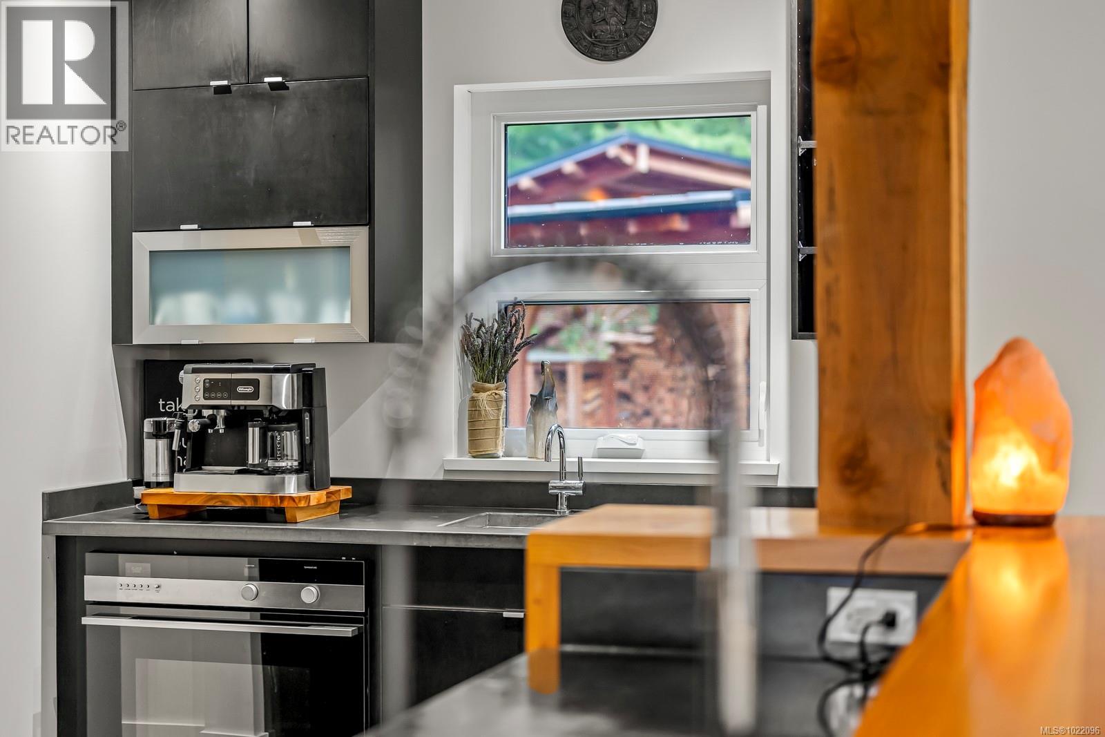 2640 Conville Bay Rd, Quadra Island, British Columbia  V0P 1H0 - Photo 7 - 1022096