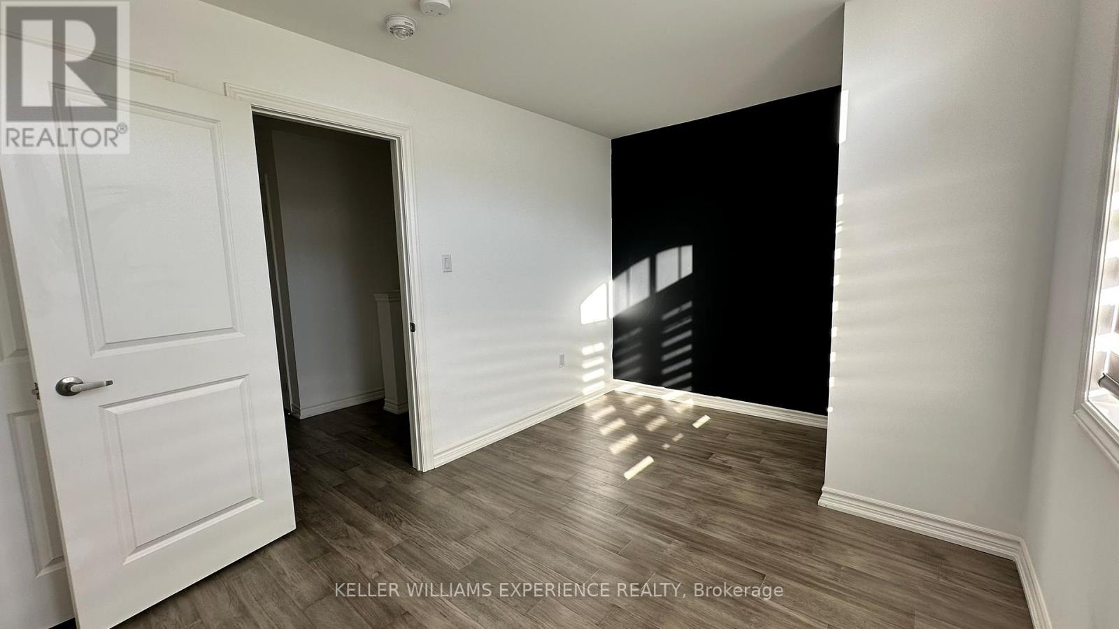 165 Rosie Street, Blue Mountains, Ontario  N0H 1J0 - Photo 12 - X12633988