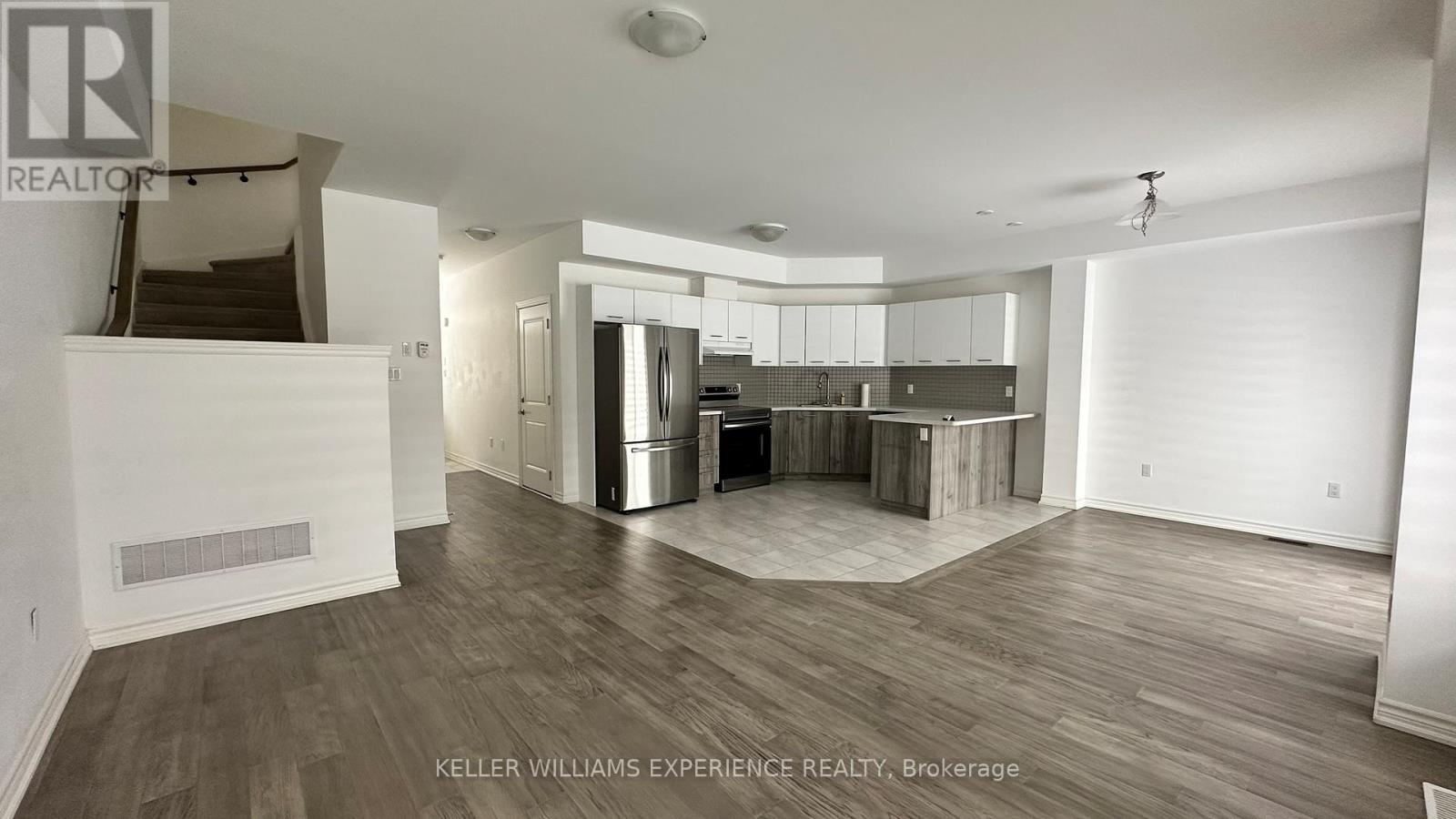 165 Rosie Street, Blue Mountains, Ontario  N0H 1J0 - Photo 6 - X12633988