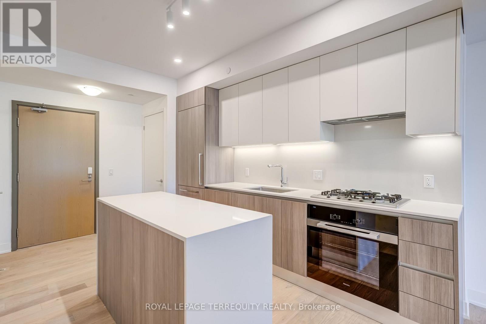 301 - 200 Keewatin Avenue, Toronto, Ontario  M4P 0G4 - Photo 5 - C12654872