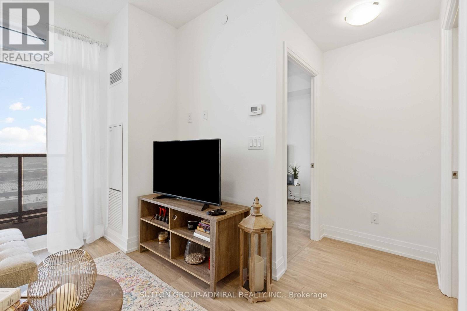 1501 - 3600 Highway 7 Road W, Vaughan, Ontario  L4L 0G7 - Photo 18 - N12654868