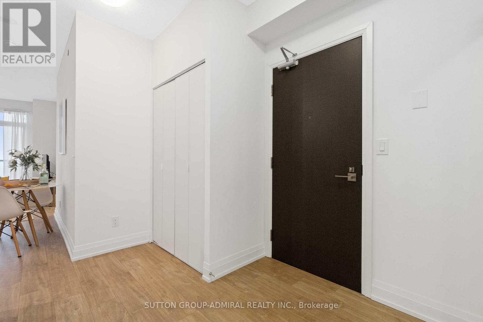 1501 - 3600 Highway 7 Road W, Vaughan, Ontario  L4L 0G7 - Photo 5 - N12654868