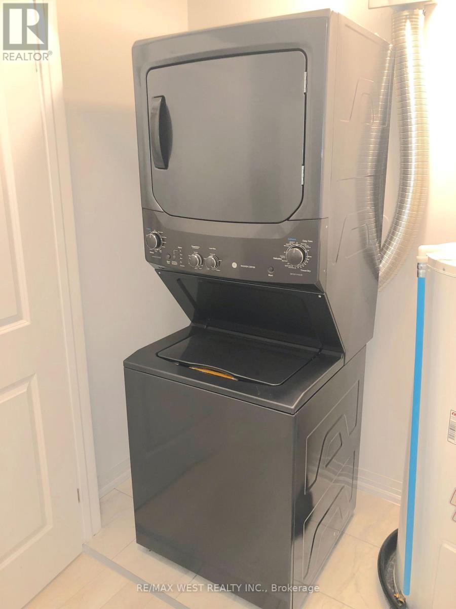 305 - 304 Essa Drive, Barrie (Ardagh), Ontario  L4N 9C5 - Photo 10 - S12654870