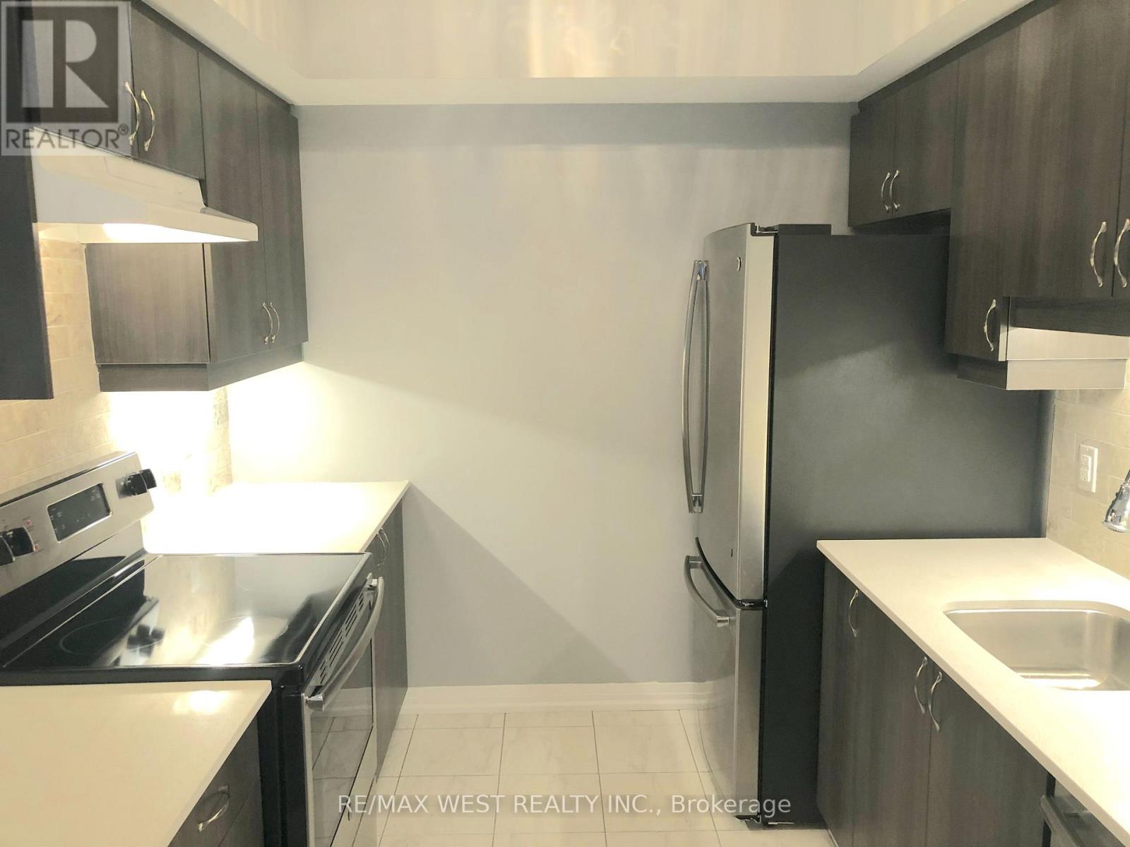 305 - 304 Essa Drive, Barrie (Ardagh), Ontario  L4N 9C5 - Photo 6 - S12654870