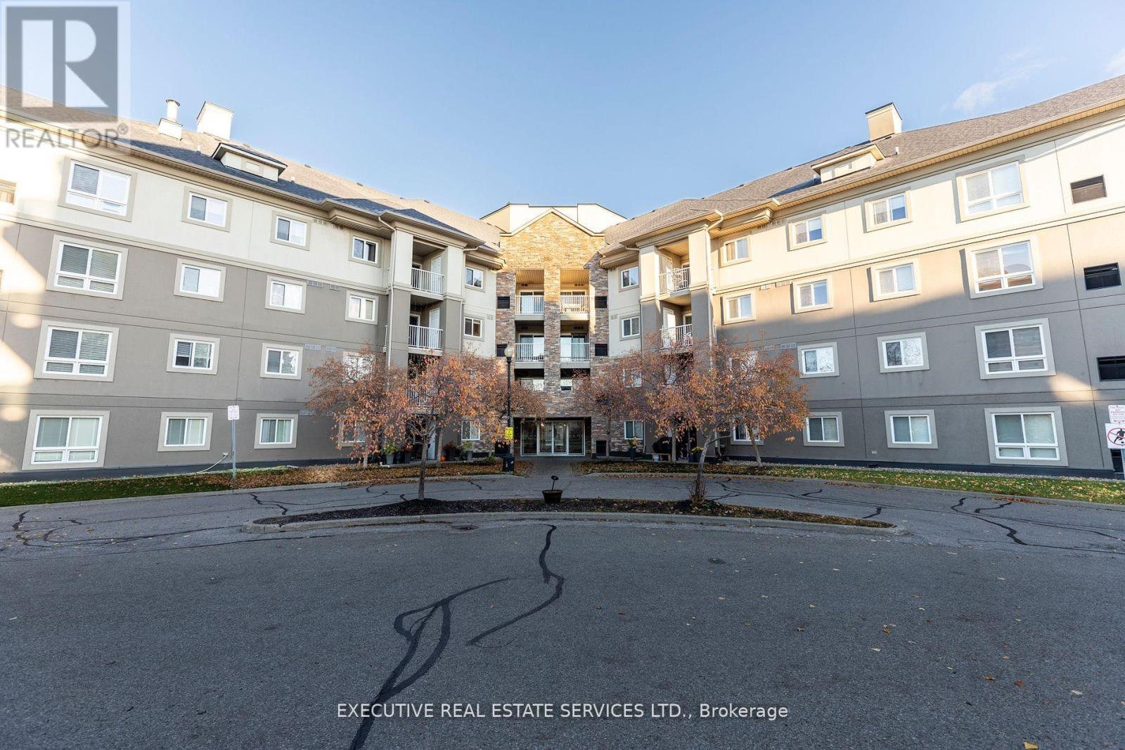 #203 - 4 DAYSPRING CIRCLE, Brampton, Ontario