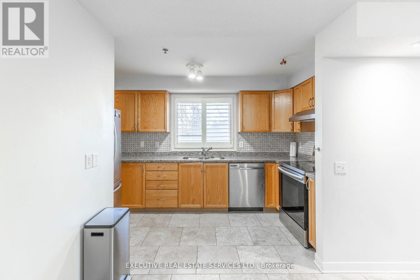 #203 - 4 Dayspring Circle, Brampton, Ontario  L6P 2Z5 - Photo 31 - W12654492