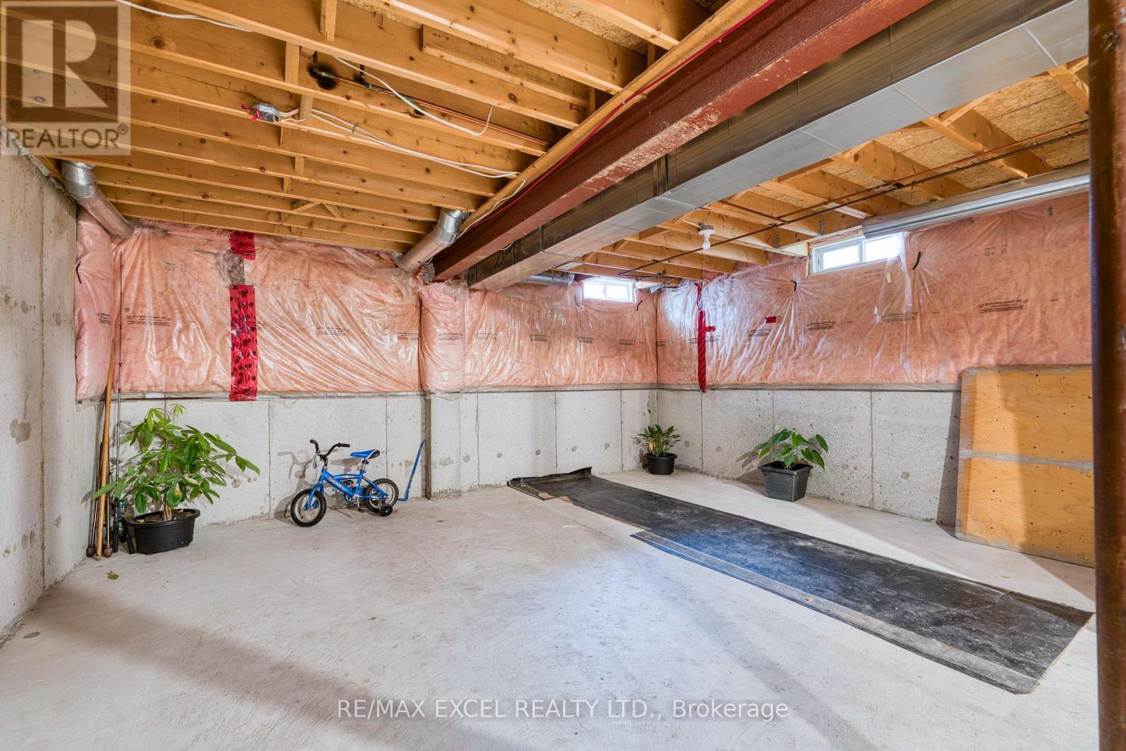 5909 Churchill Meadows Boulevard, Mississauga, Ontario  L5M 6Y2 - Photo 16 - W12654884