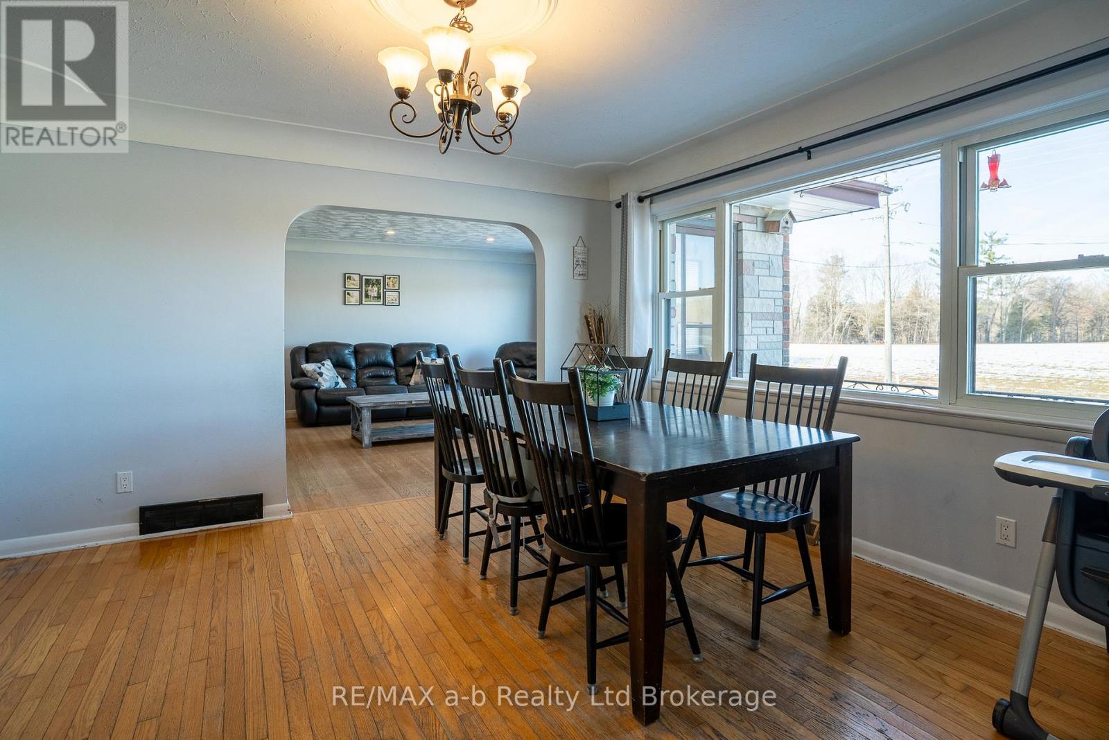 662 Windham 6 Road, Norfolk, Ontario  N0E 1V0 - Photo 16 - X12654918