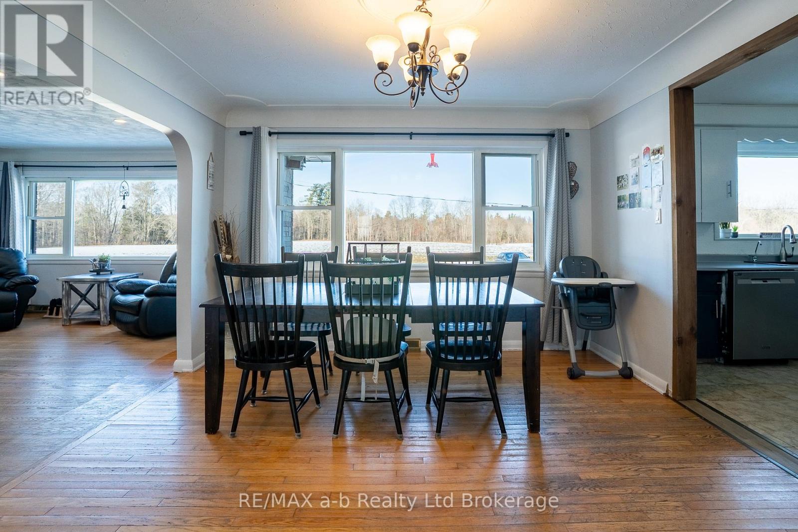 662 Windham 6 Road, Norfolk, Ontario  N0E 1V0 - Photo 17 - X12654918