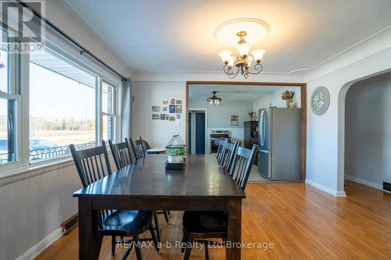 662 Windham 6 Road, Norfolk, Ontario  N0E 1V0 - Photo 18 - X12654918