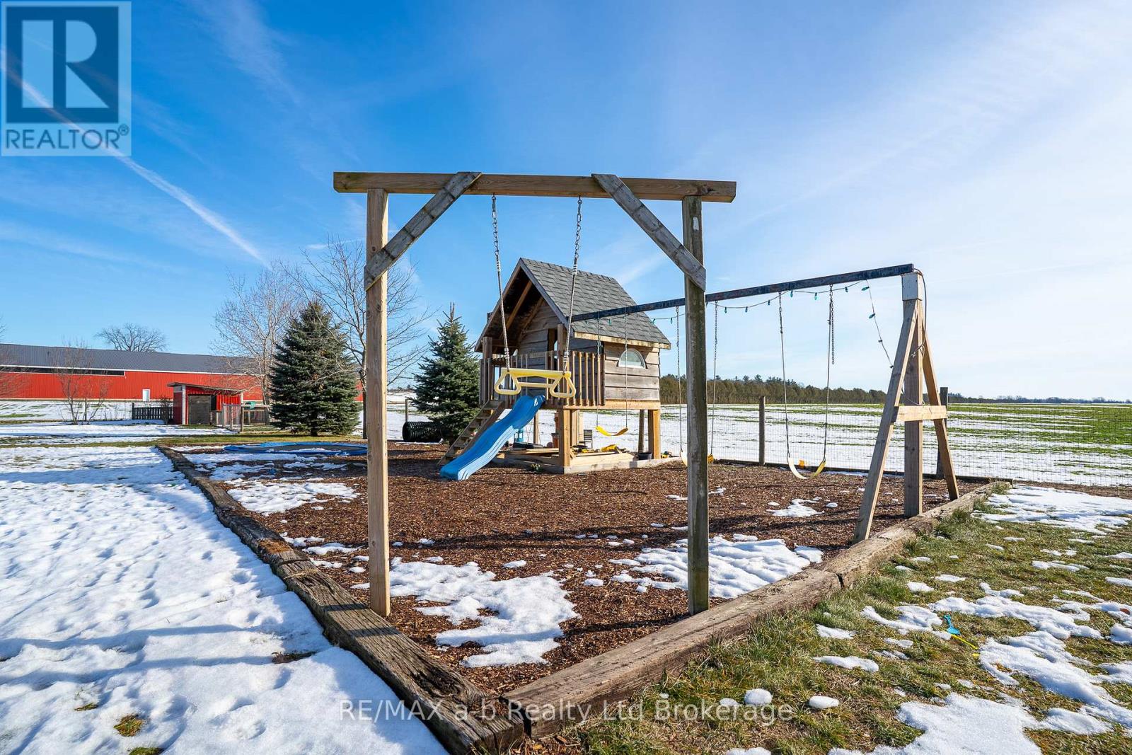 662 Windham 6 Road, Norfolk, Ontario  N0E 1V0 - Photo 9 - X12654918