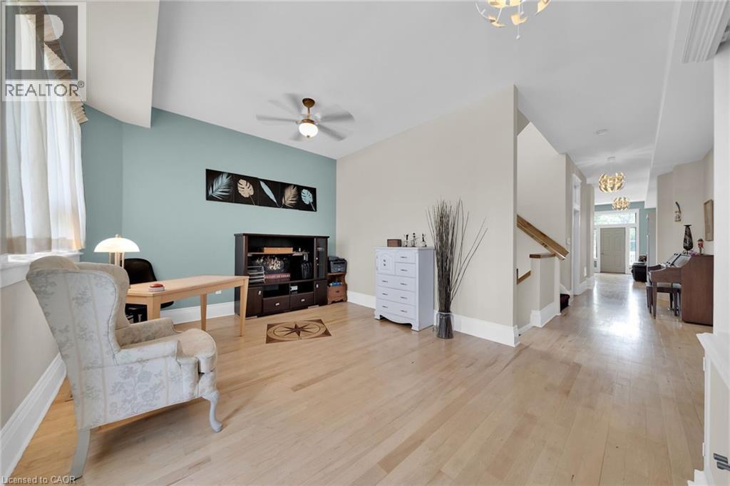 550 Beach Boulevard, Hamilton, Ontario  L8H 6X3 - Photo 5 - 40795430