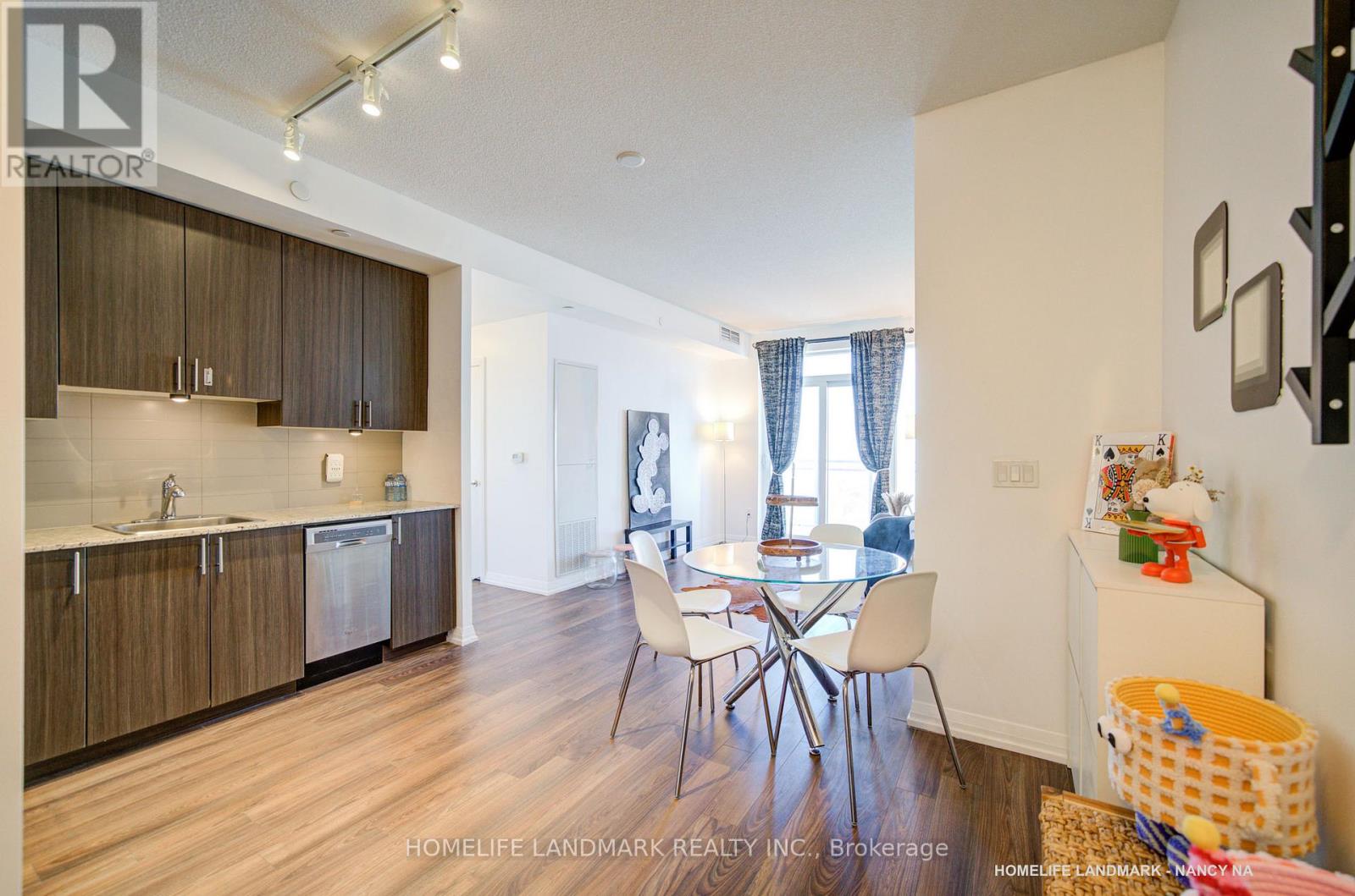 2611 - 55 Ann O'reilly Road, Toronto, Ontario  M2J 0E2 - Photo 5 - C12654916