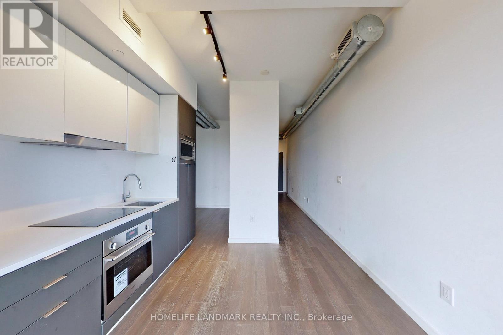 718 - 170 Bayview Avenue, Toronto, Ontario  M5A 0M4 - Photo 5 - C12654920