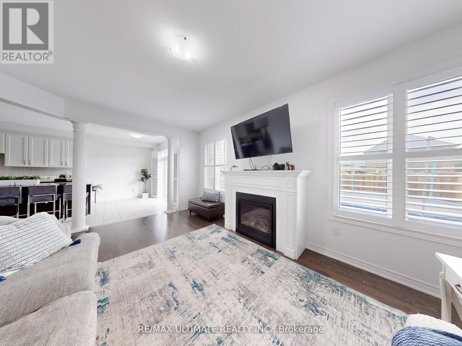 2029 Webster Boulevard, Innisfil, Ontario  L9S 0J8 - Photo 11 - N12654902