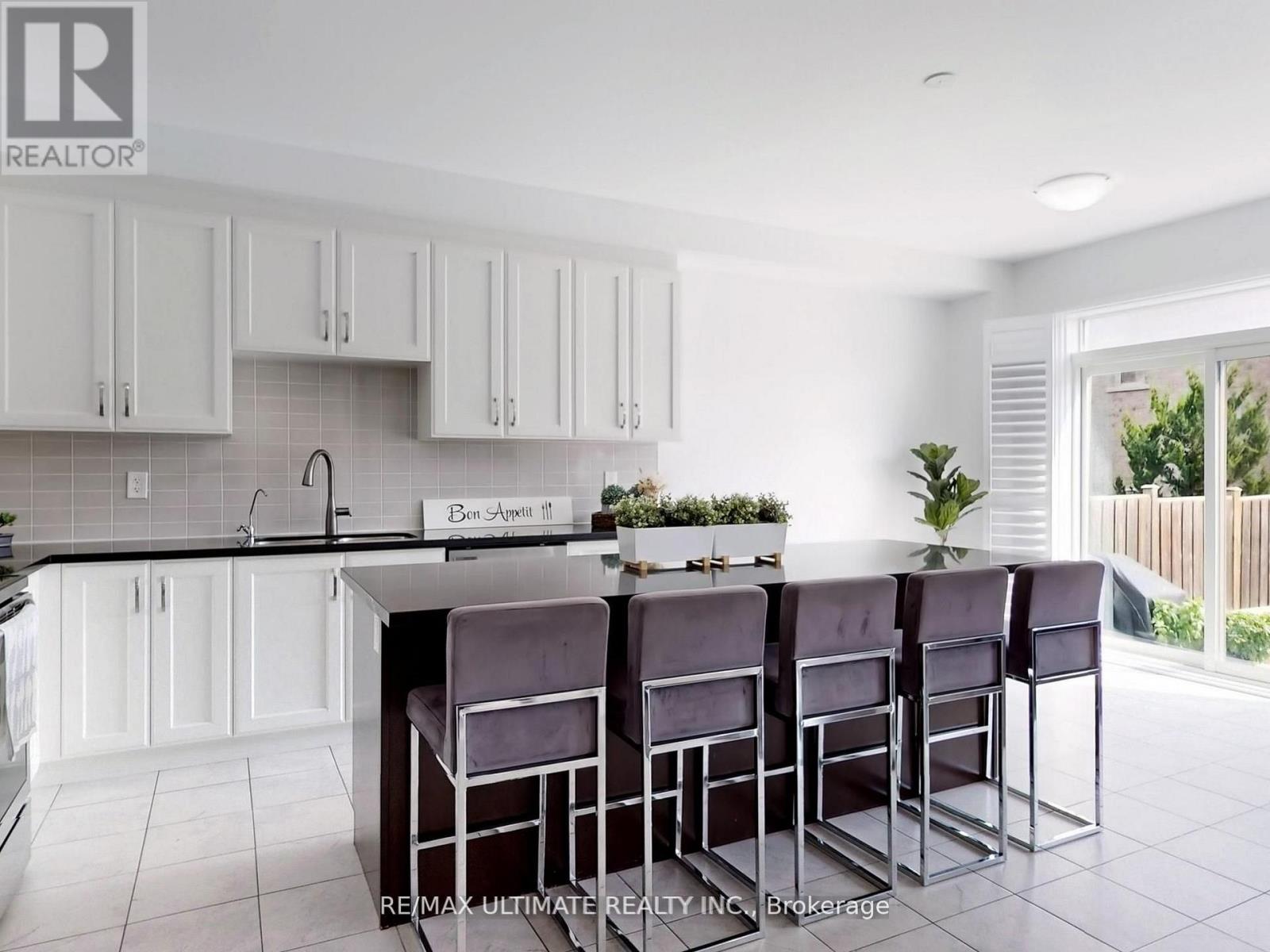 2029 Webster Boulevard, Innisfil, Ontario  L9S 0J8 - Photo 14 - N12654902