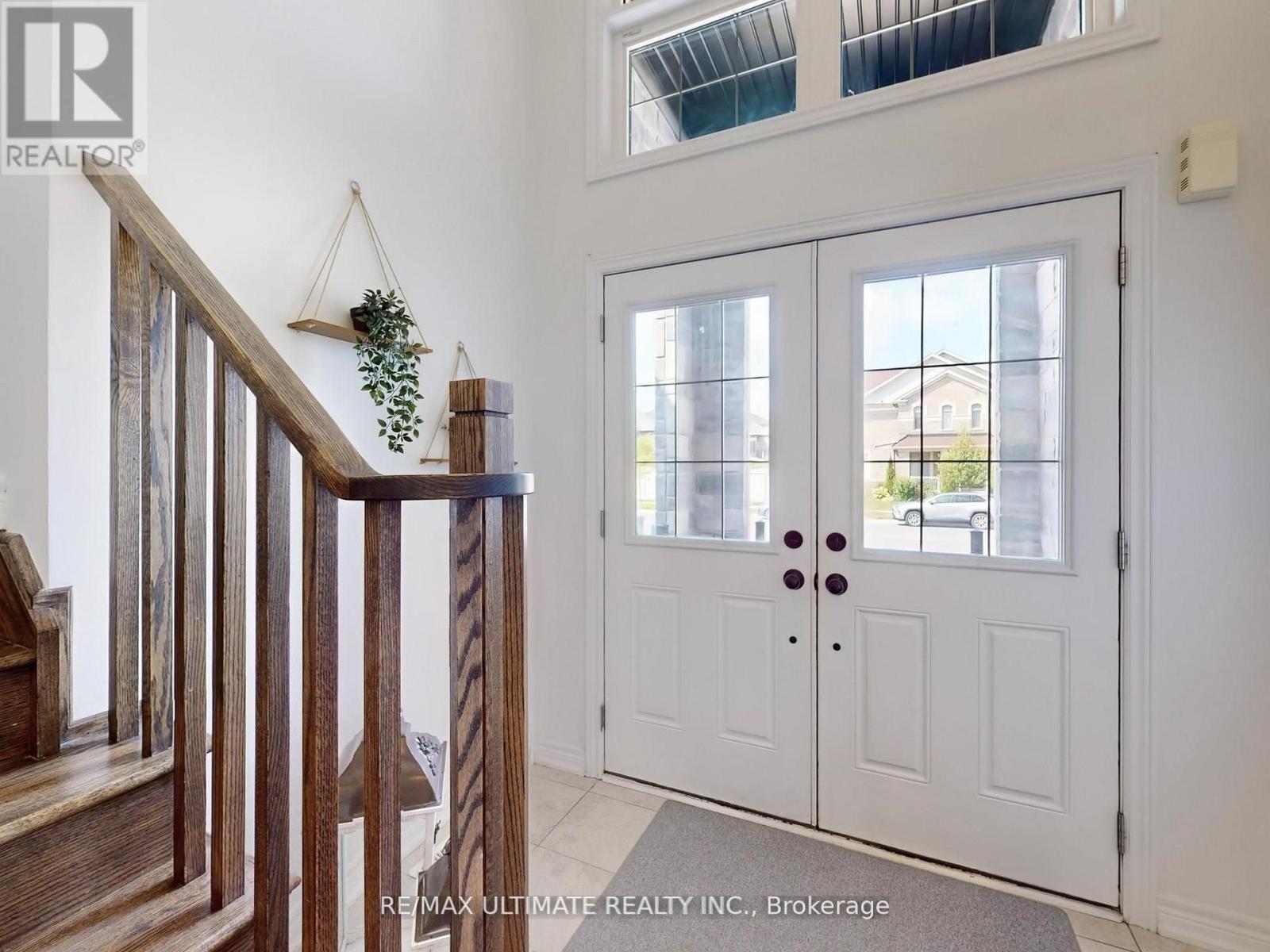 2029 Webster Boulevard, Innisfil, Ontario  L9S 0J8 - Photo 5 - N12654902