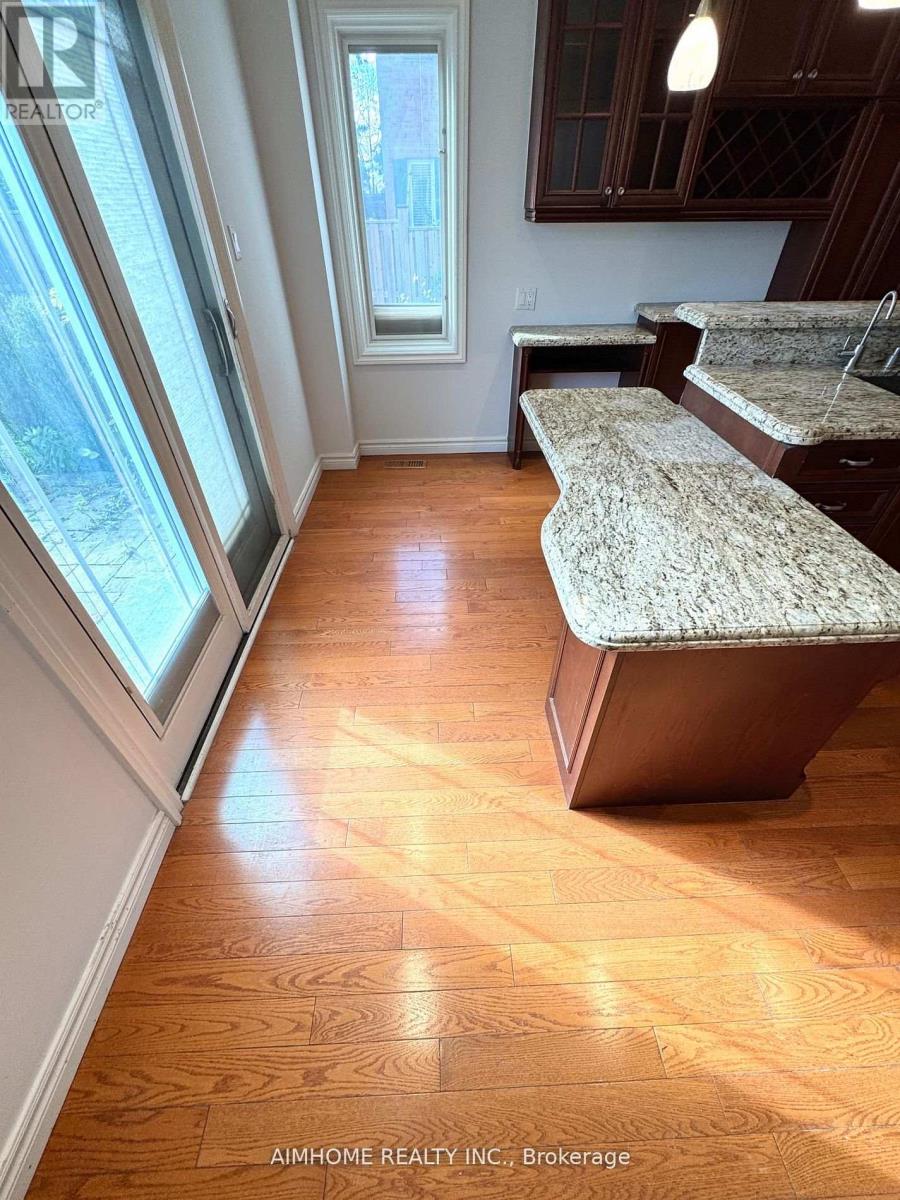 119 Cooperage Crescent, Richmond Hill, Ontario  L4C 9L8 - Photo 13 - N12654928