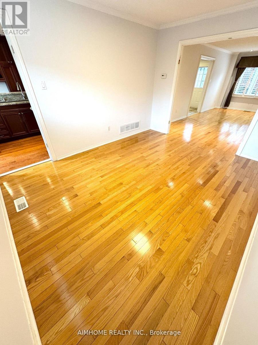 119 Cooperage Crescent, Richmond Hill, Ontario  L4C 9L8 - Photo 7 - N12654928