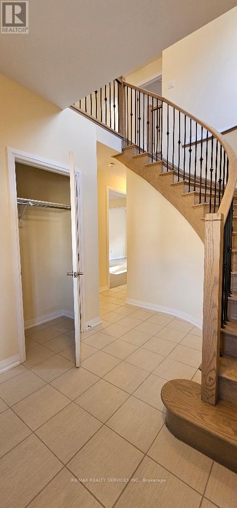 11 Revol Road, Penetanguishene, Ontario  L9M 0W8 - Photo 3 - S12654886