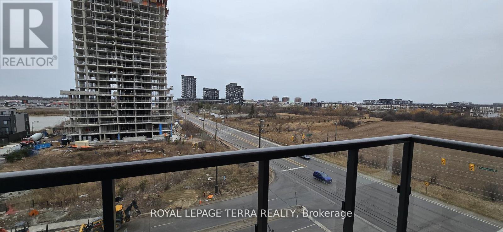 610 - 335 Wheat Boom Drive, Oakville, Ontario  L6H 3V6 - Photo 10 - W12654892