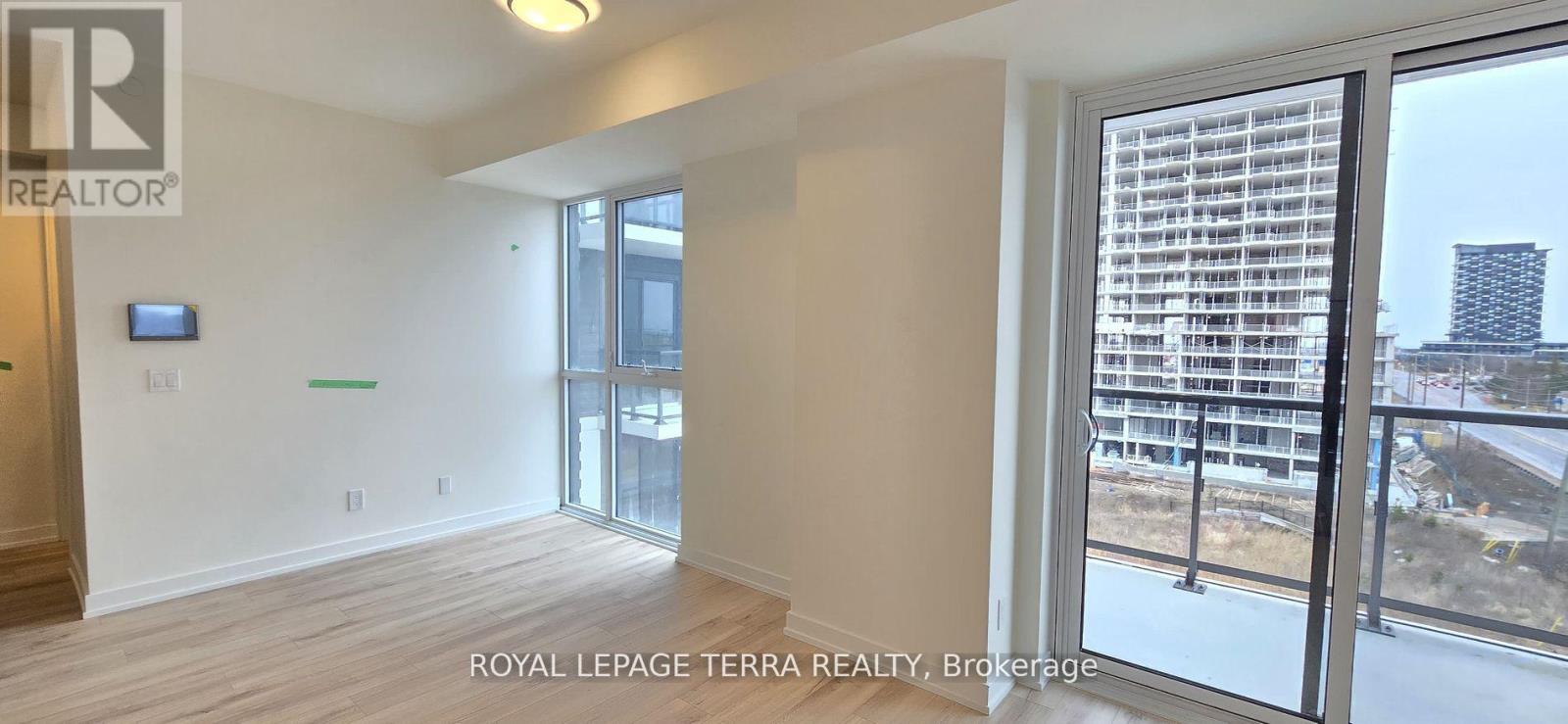 610 - 335 Wheat Boom Drive, Oakville, Ontario  L6H 3V6 - Photo 5 - W12654892