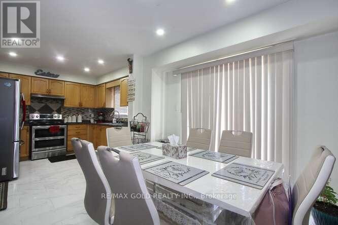 88 Ridgemore Crescent, Brampton, Ontario  L7A 2L5 - Photo 19 - W12654914