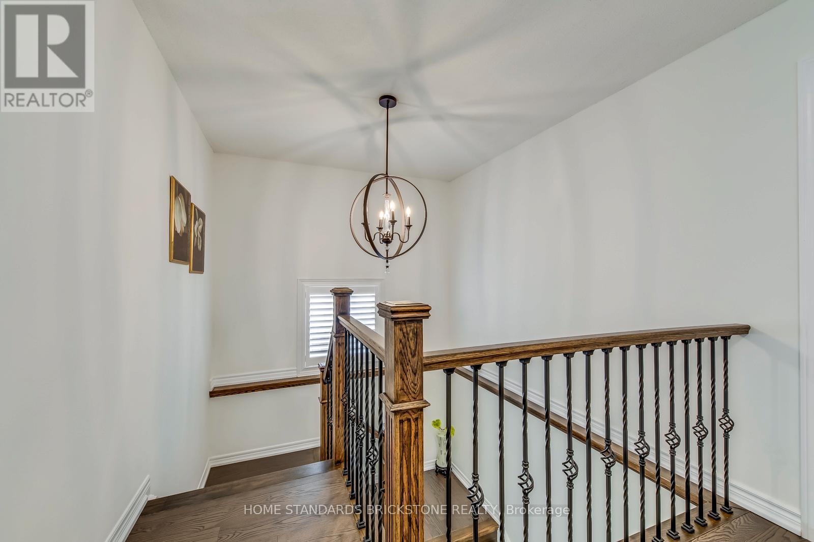 1296 Inglehart Drive, Burlington, Ontario  L7M 4Z4 - Photo 24 - W12654926