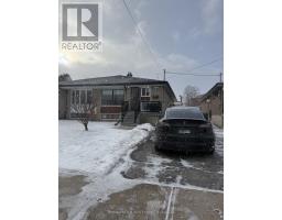 130 DUNCANWOODS DRIVE, Toronto, Ontario