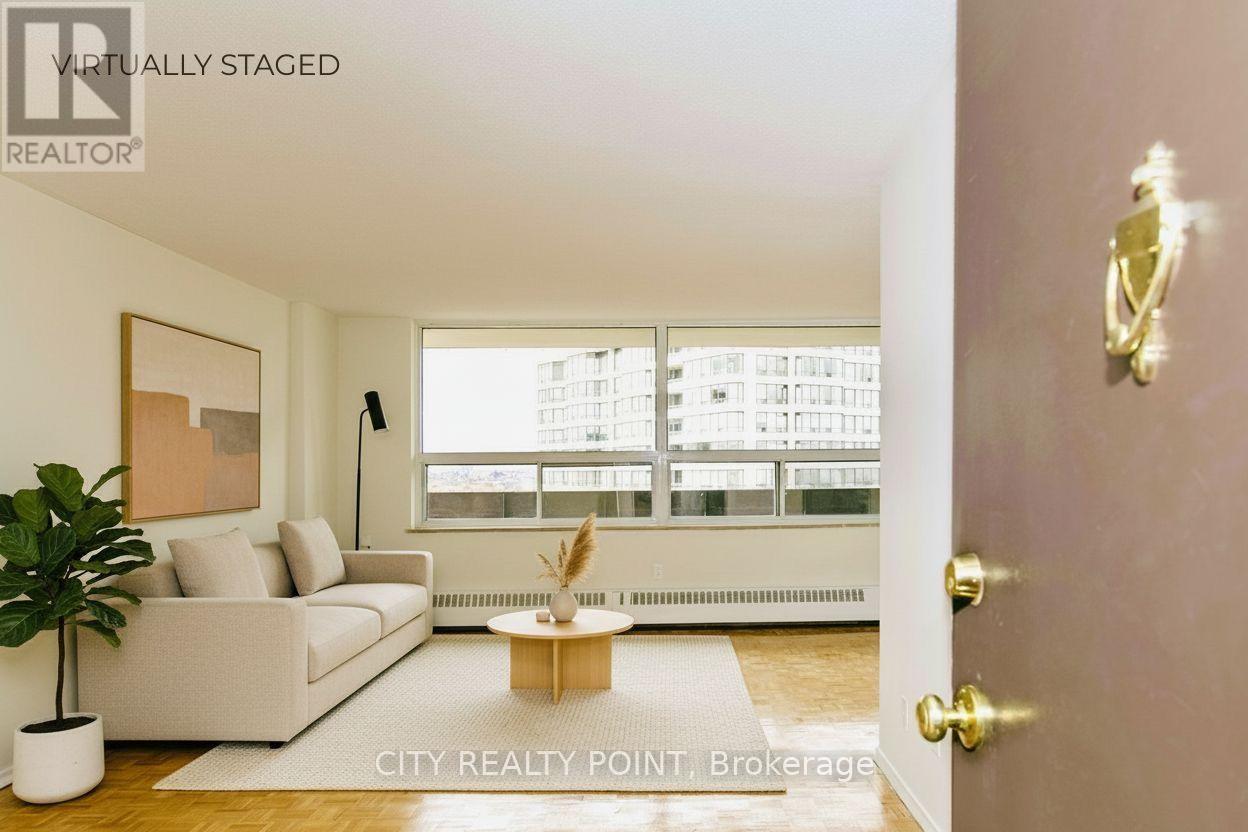 <div class="slider-price">$3,195 Monthly</div><p>711 - 6200 Bathurst Street, Toronto, Ontario</p>