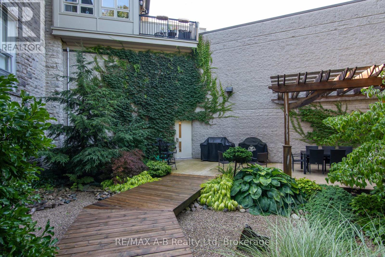 1c - 189 Elizabeth Street, St. Marys, Ontario N4X 0B5 - Photo 8 - X12654946