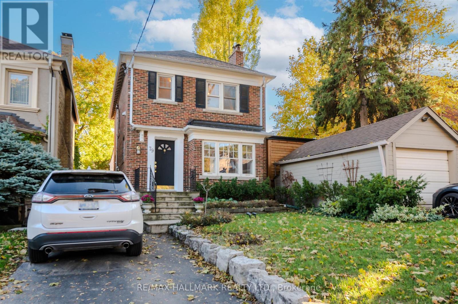 79 Parkhurst Boulevard, Toronto, Ontario  M4G 2E4 - Photo 2 - C12654936