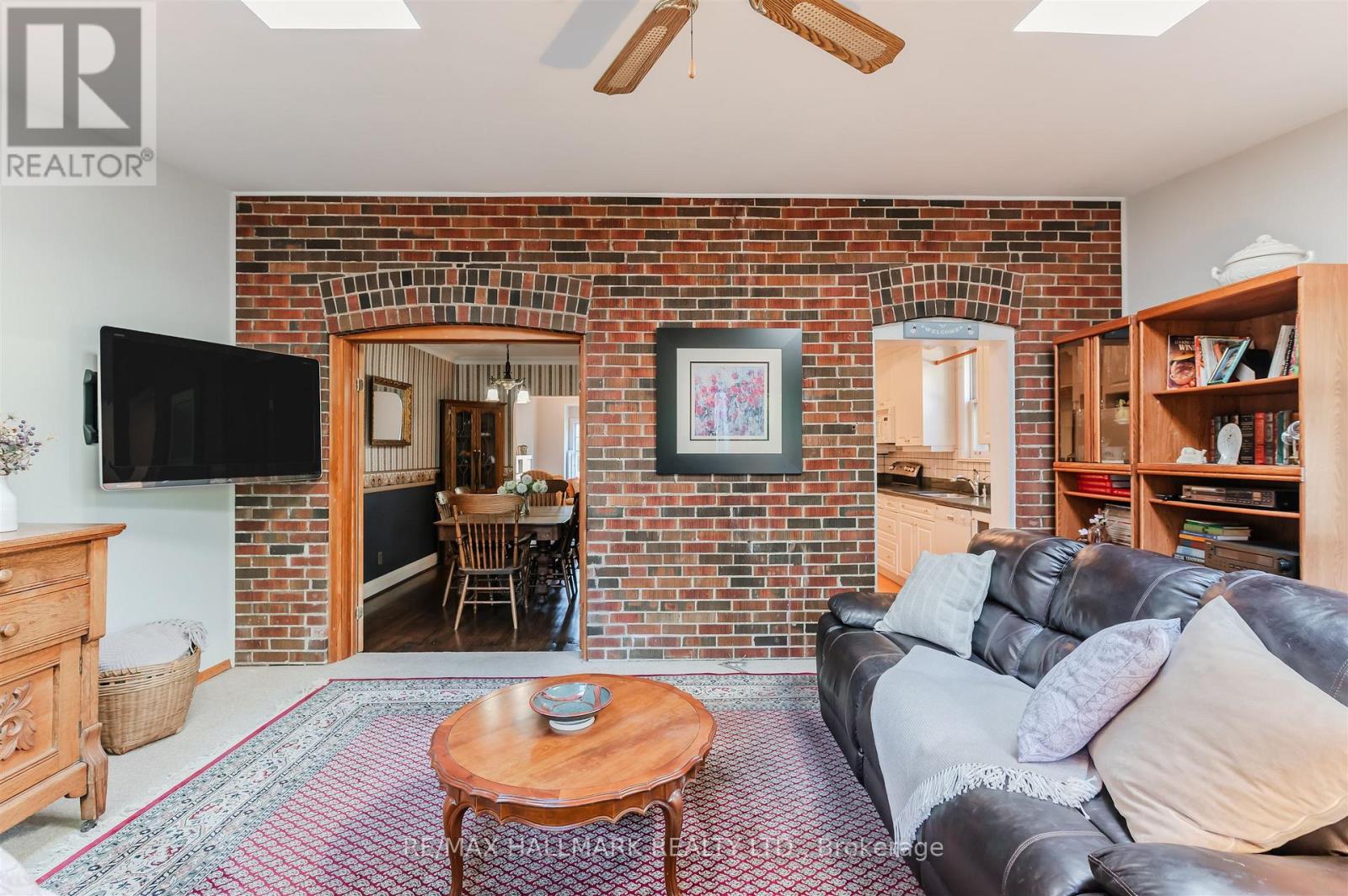 79 Parkhurst Boulevard, Toronto, Ontario  M4G 2E4 - Photo 22 - C12654936