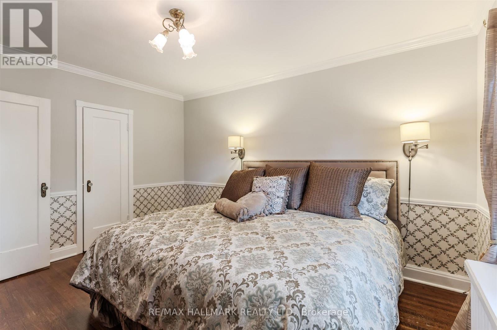 79 Parkhurst Boulevard, Toronto, Ontario  M4G 2E4 - Photo 26 - C12654936