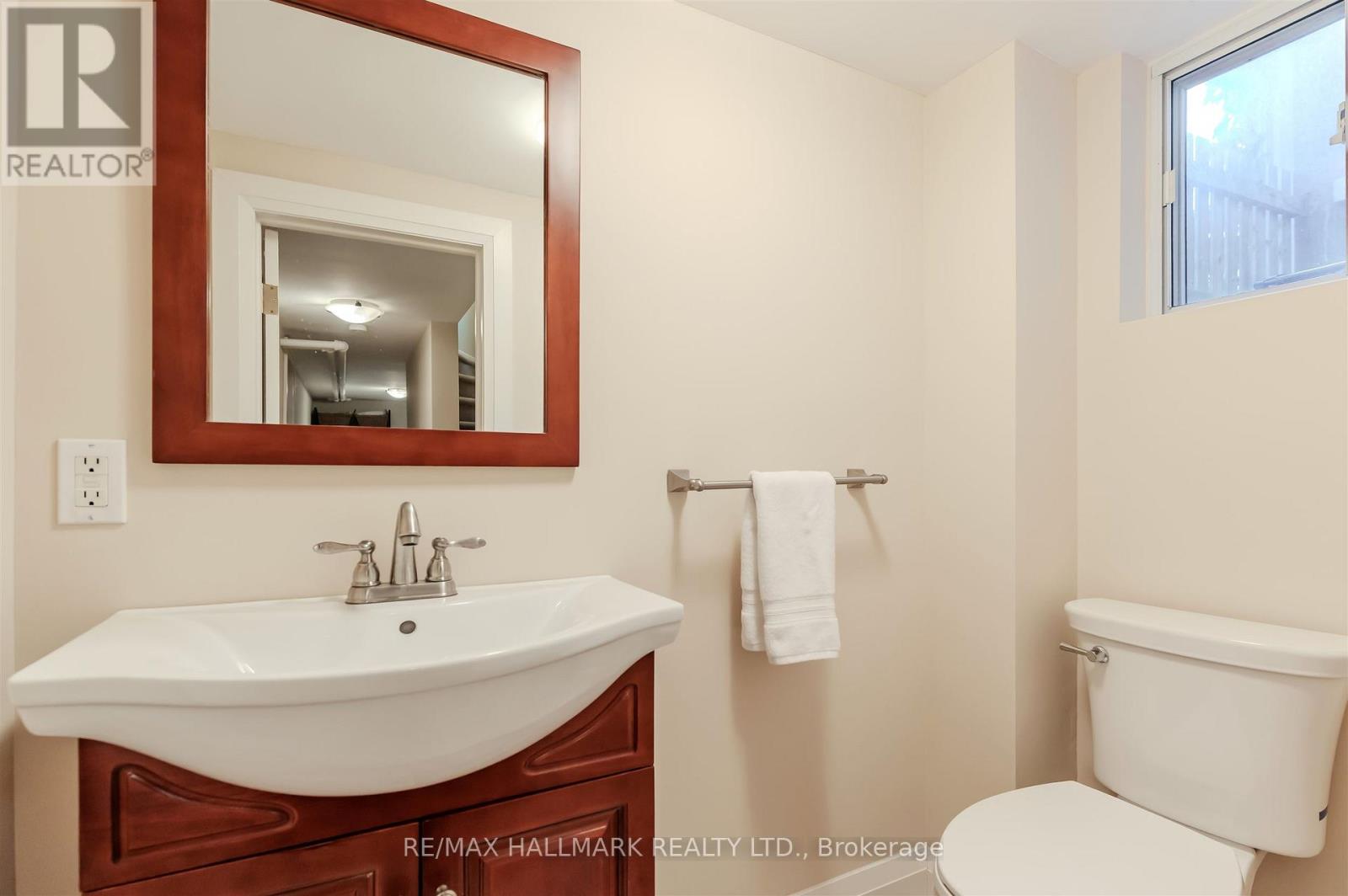 79 Parkhurst Boulevard, Toronto, Ontario  M4G 2E4 - Photo 33 - C12654936