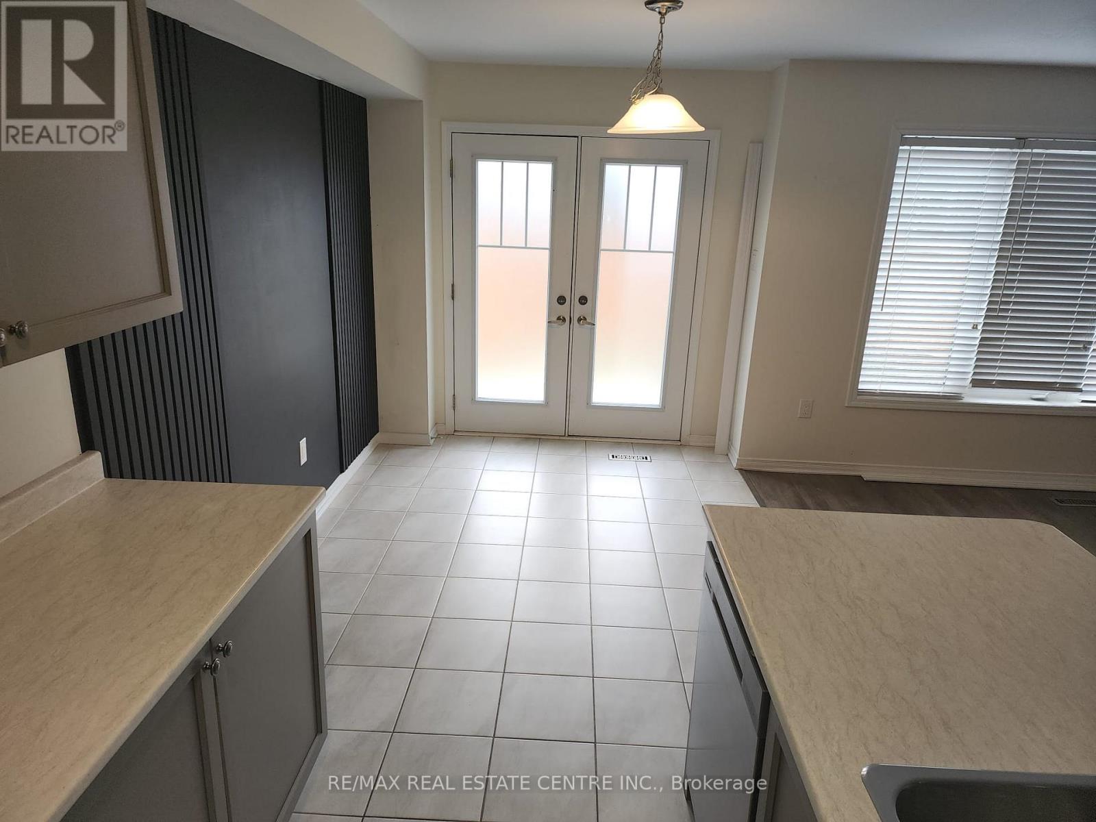 2 Utter Place, Hamilton, Ontario  L8J 0H7 - Photo 24 - X12654938