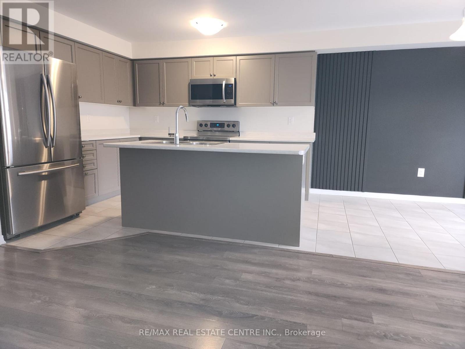 2 Utter Place, Hamilton, Ontario  L8J 0H7 - Photo 5 - X12654938