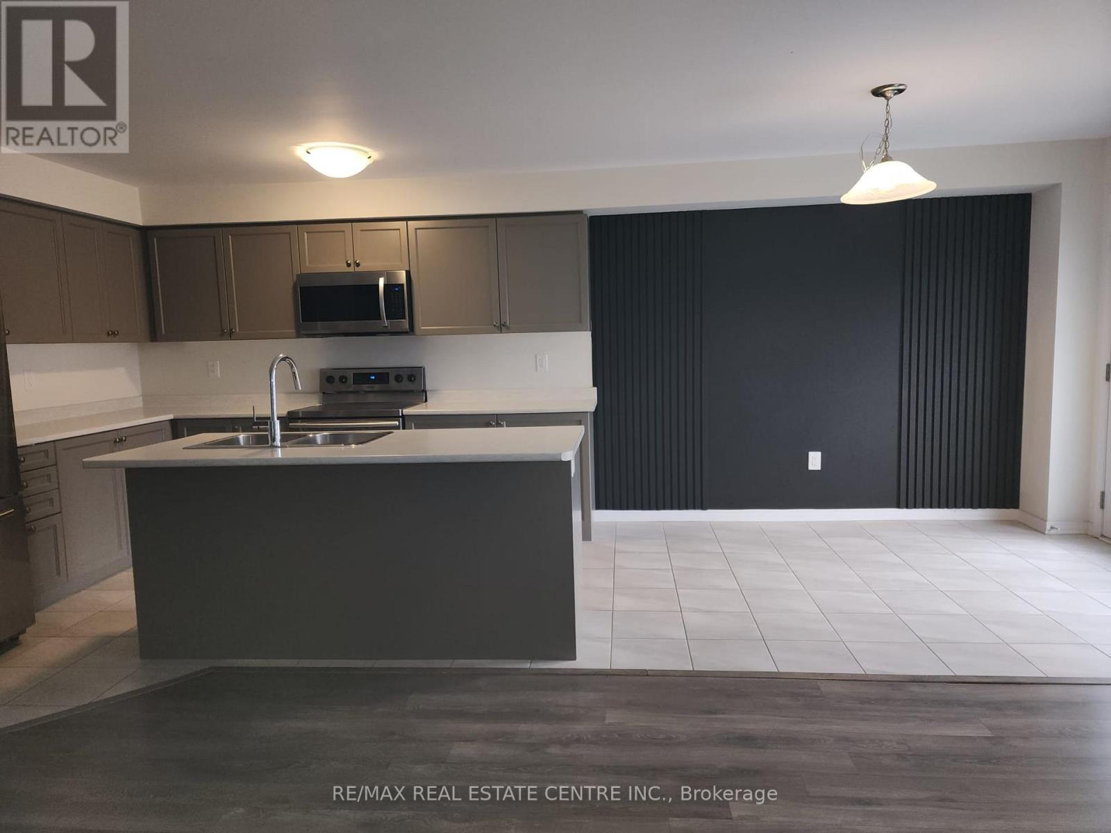 2 Utter Place, Hamilton, Ontario  L8J 0H7 - Photo 7 - X12654938