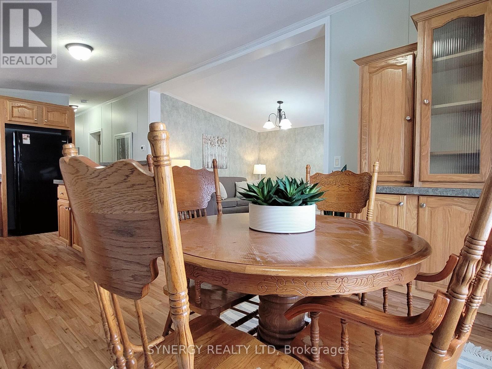 461 Richard Crescent, Strathroy-Caradoc, Ontario  N7G 0C5 - Photo 11 - X12654958