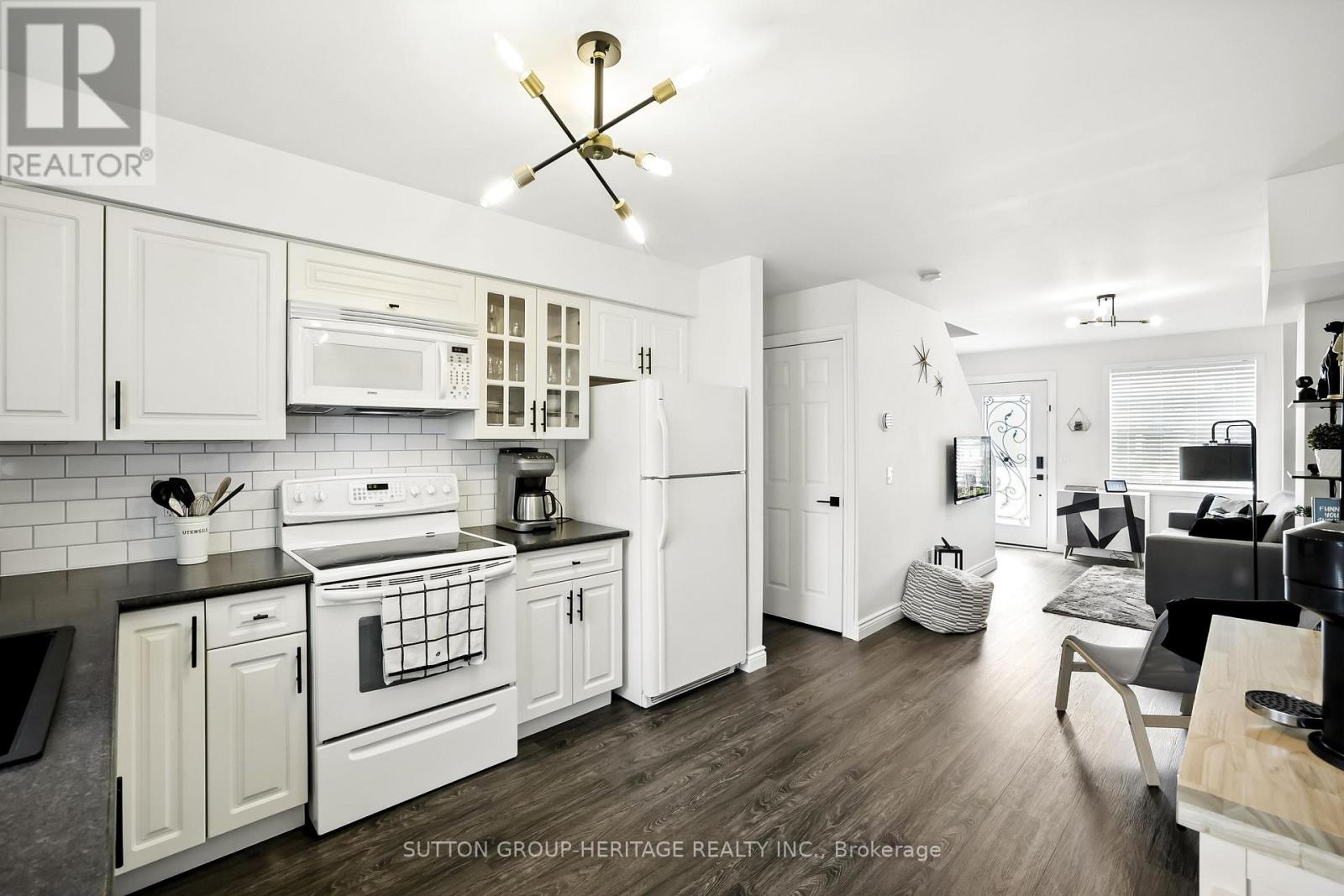 152 Olive Avenue, Oshawa, Ontario  L1H 2P2 - Photo 7 - E12654980