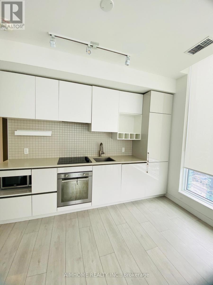 5303 - 5 Buttermill Avenue, Vaughan, Ontario  L4K 0J5 - Photo 2 - N12654954