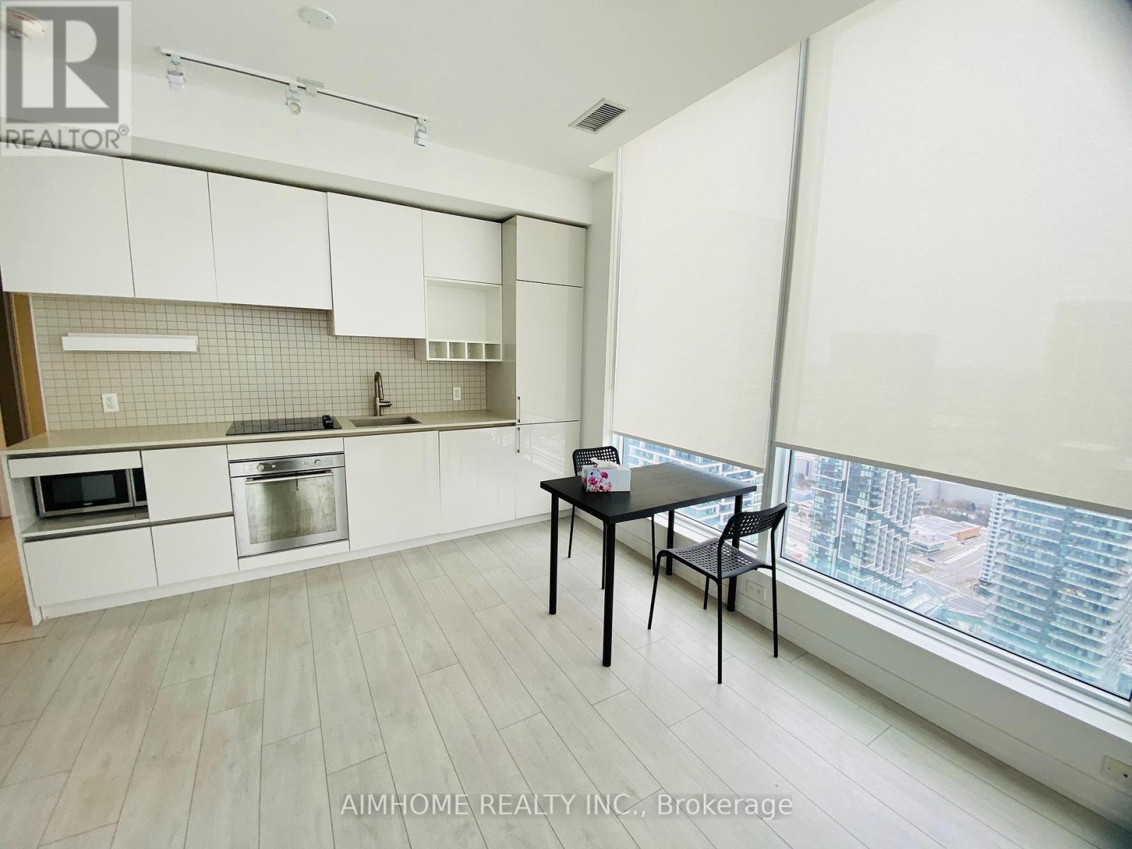 5303 - 5 Buttermill Avenue, Vaughan, Ontario  L4K 0J5 - Photo 3 - N12654954