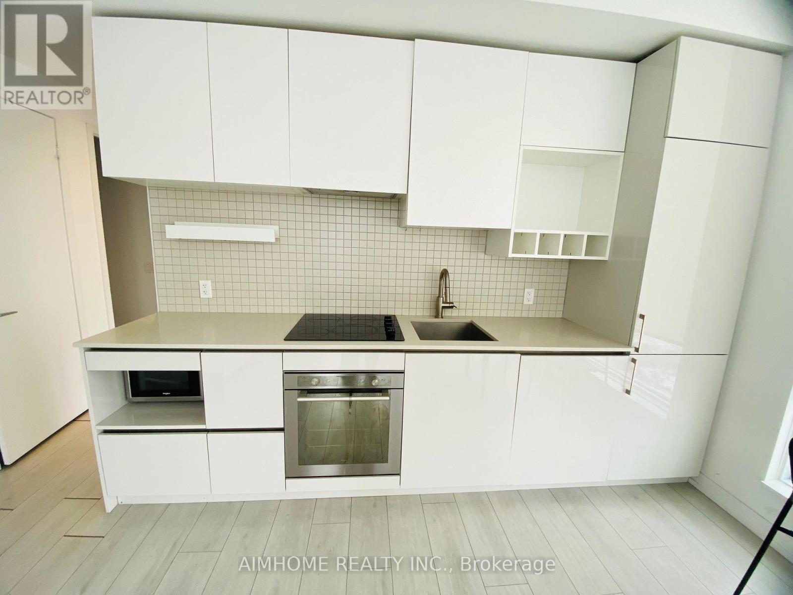 5303 - 5 Buttermill Avenue, Vaughan, Ontario  L4K 0J5 - Photo 4 - N12654954