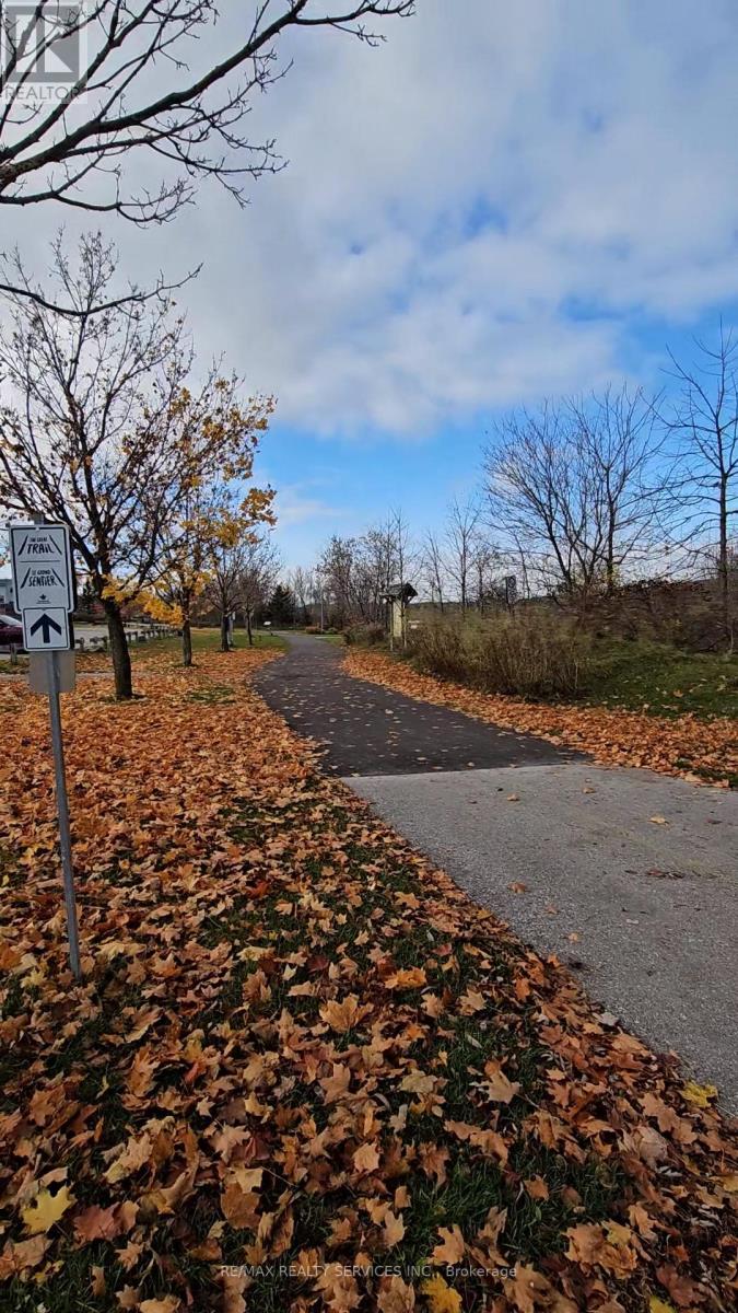 11 Revol Road, Penetanguishene, Ontario  L9M 0W8 - Photo 24 - S12654970