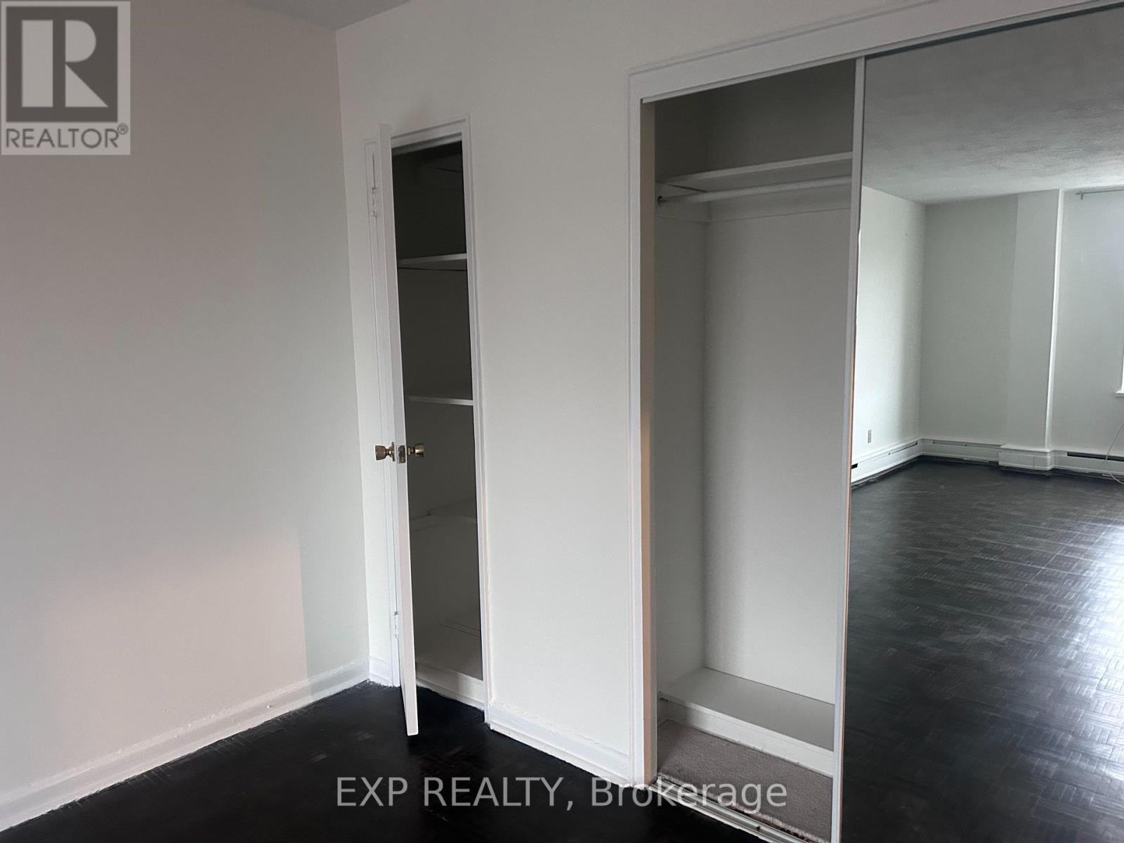 802 - 650 Briar Hill Avenue, Toronto, Ontario  M5N 1N3 - Photo 9 - C12654116