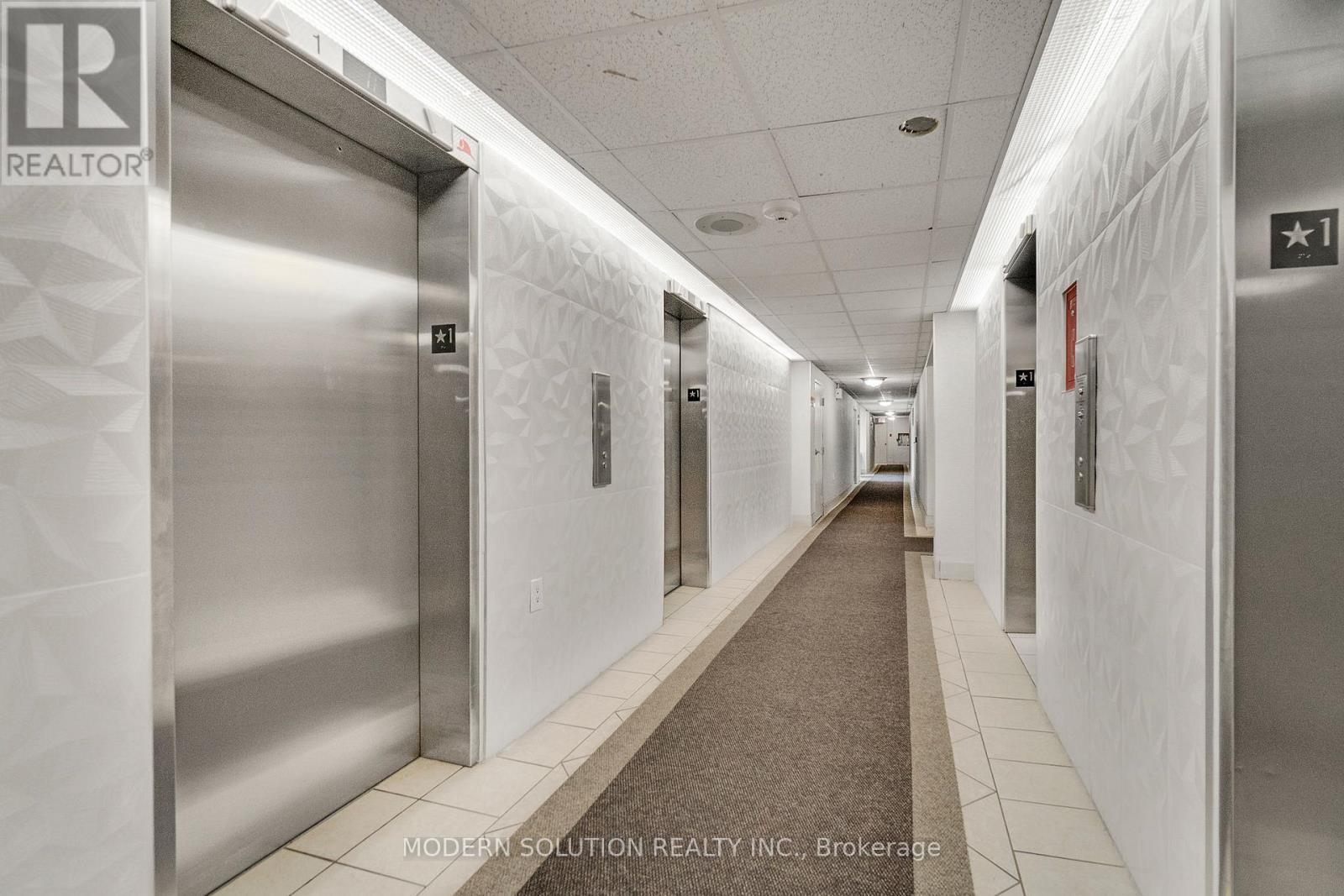 1604 - 18 Knightsbridge Road, Brampton, Ontario L6T 3X5 - Photo 9 - W12544182