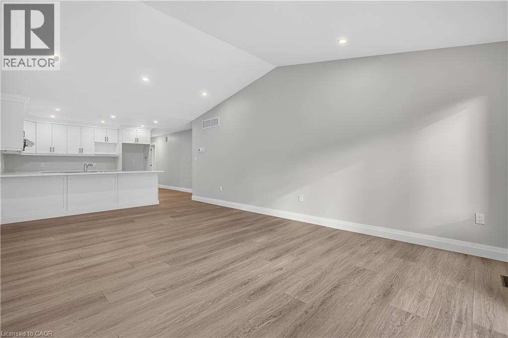 166 Webb Street, Harriston, Ontario  N0G 1Z0 - Photo 12 - 40770474